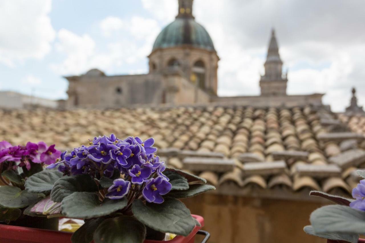 Palazzo Angelina Appartement Ragusa Buitenkant foto