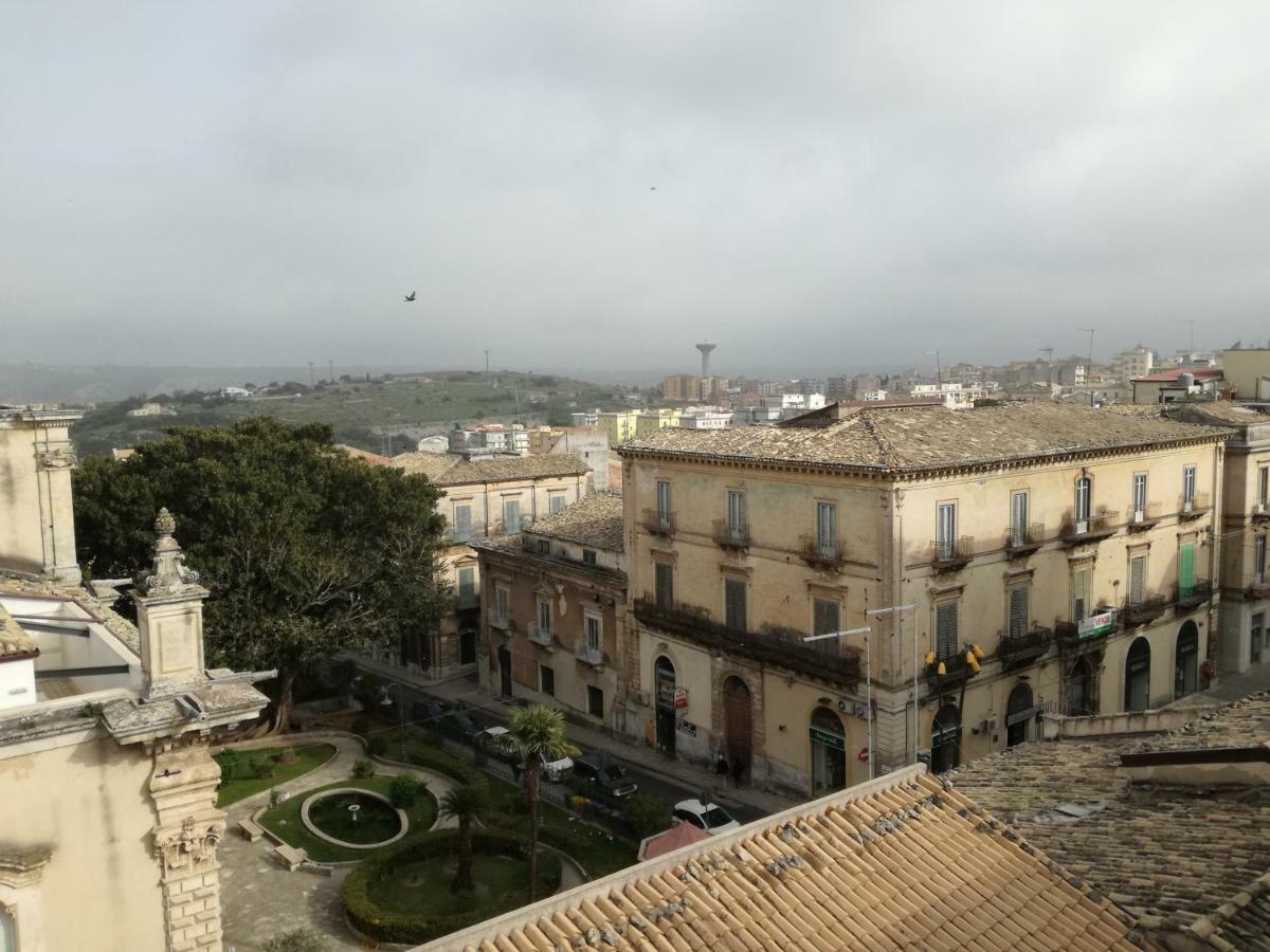 Palazzo Angelina Appartement Ragusa Buitenkant foto