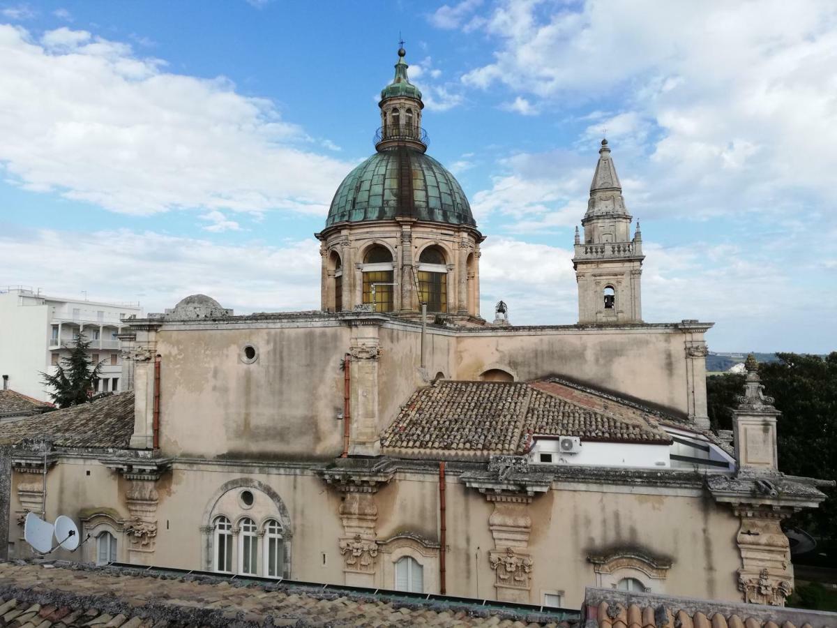 Palazzo Angelina Appartement Ragusa Buitenkant foto